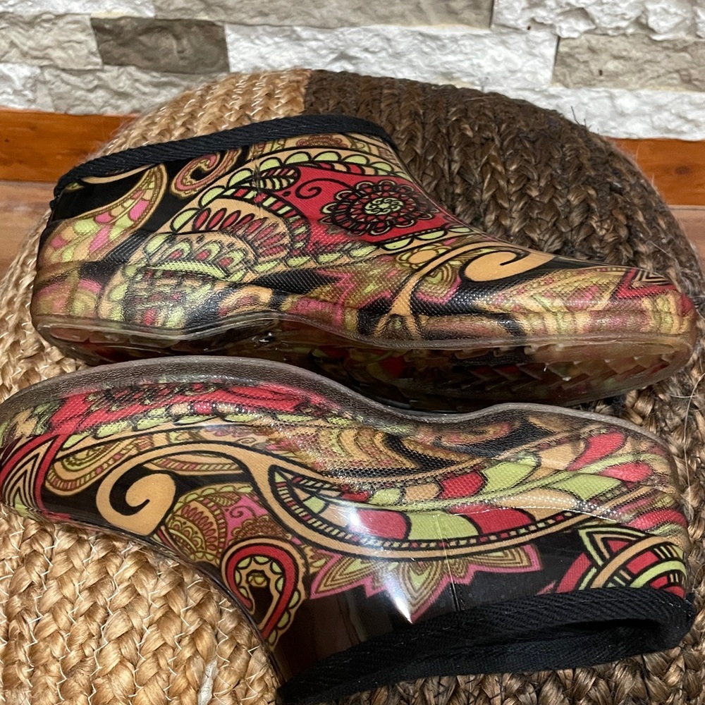 GARDEN CLOGS Colorful Pattern Women’s Sz 9 - Picture 5 of 8